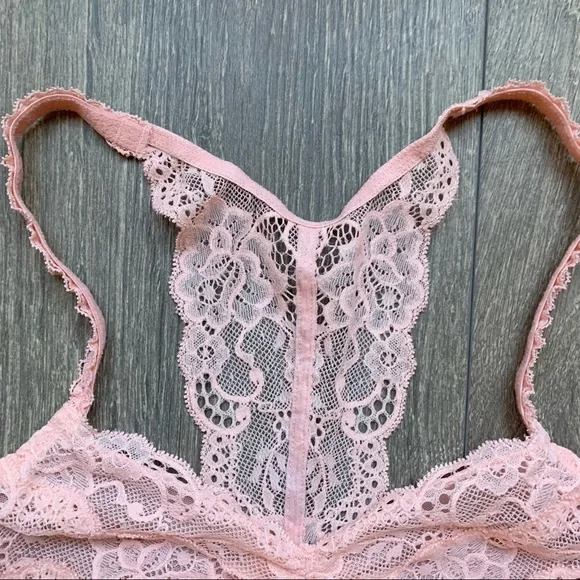 PINK Victoria's Secret Racer Back Lace Bralette Pink Size Small - Picture 2 of 6